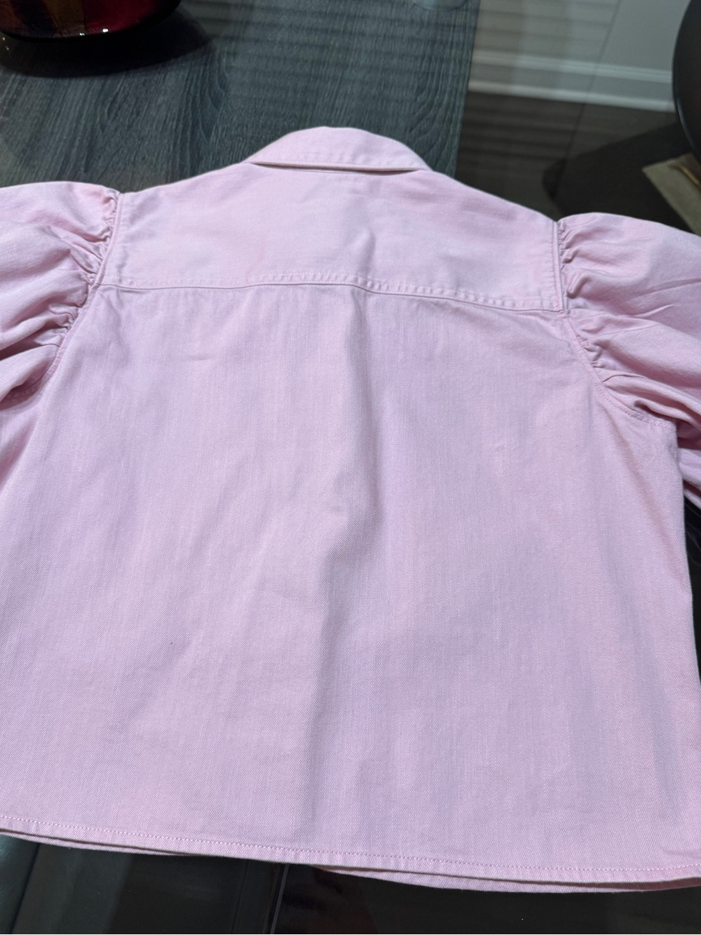 Levi's Light Pink Puff-Sleeve Button-Front Shirt - Picture 16 of 16